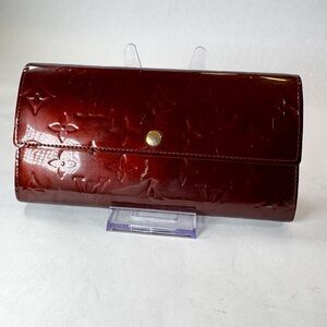 Louis Vuitton Vernis Sarah Wallet – Red Patent Monogram Long Wallet